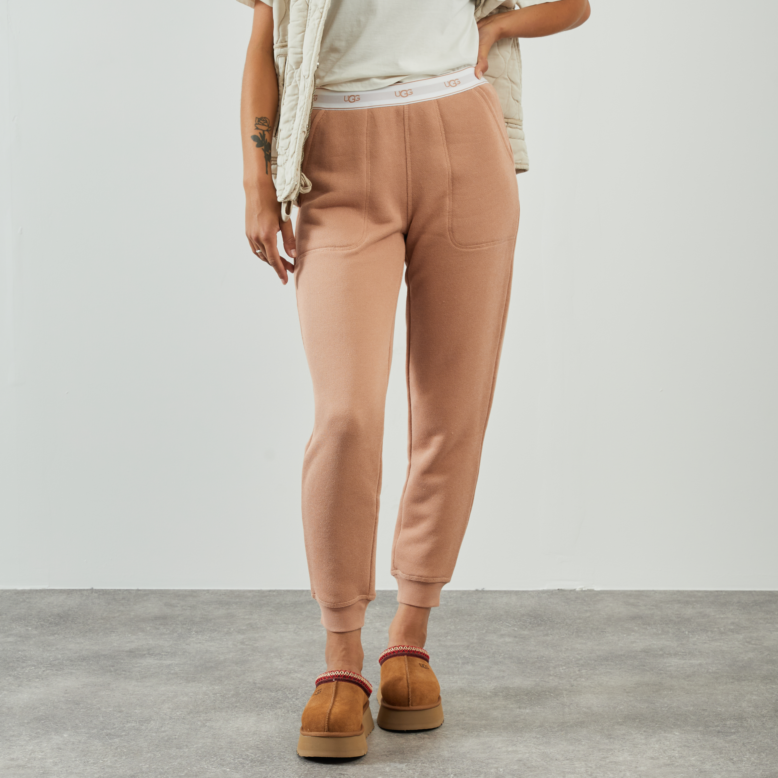 Pant Jogger Cathy Logo Tape Beige