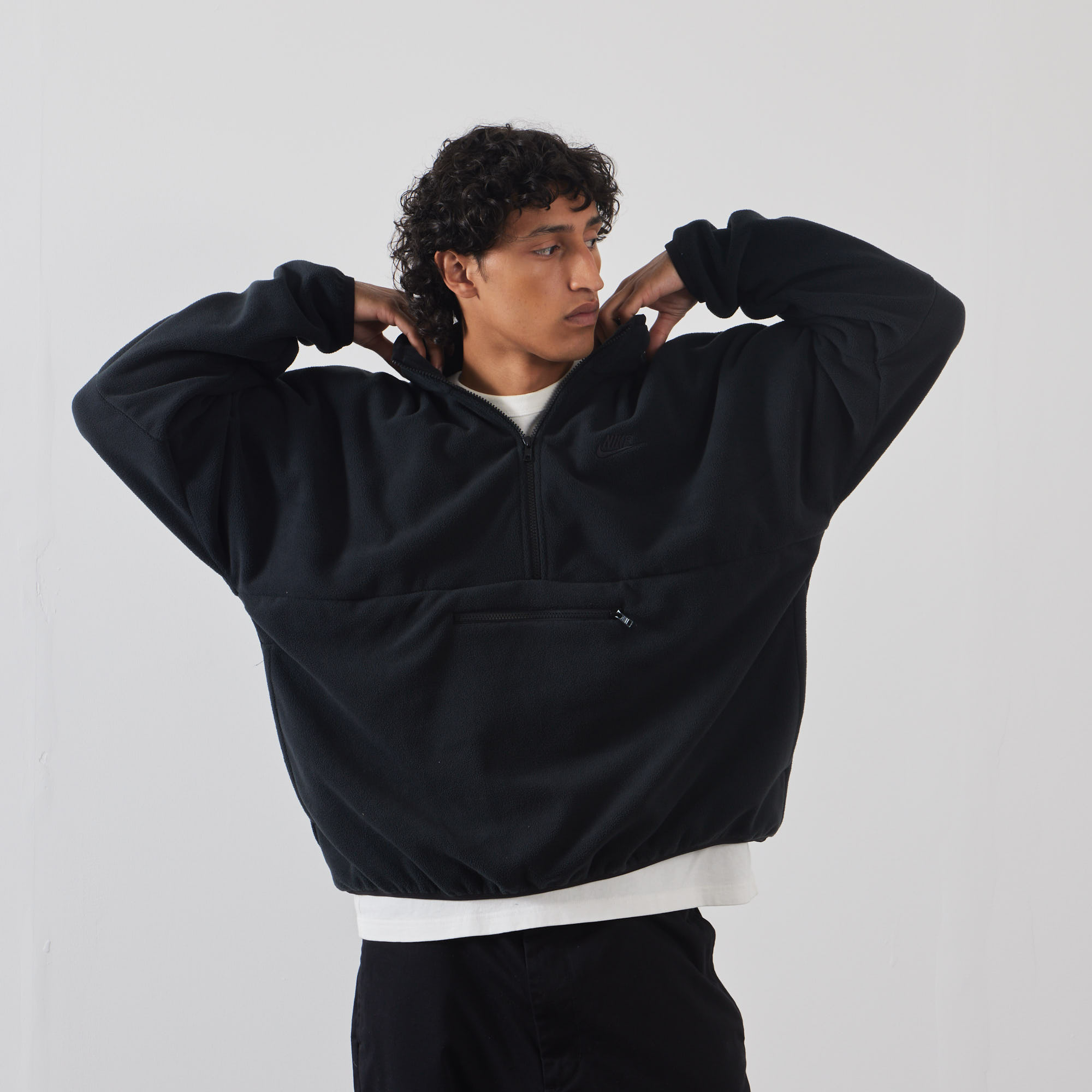 NIKE SWEAT CREW POLAR HZ NOIR SWEAT HOMME Courir
