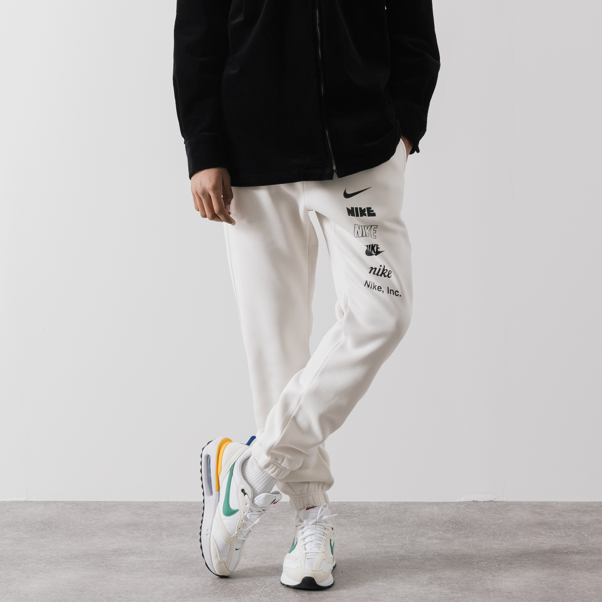 nike pant jogger fta multi logo gris