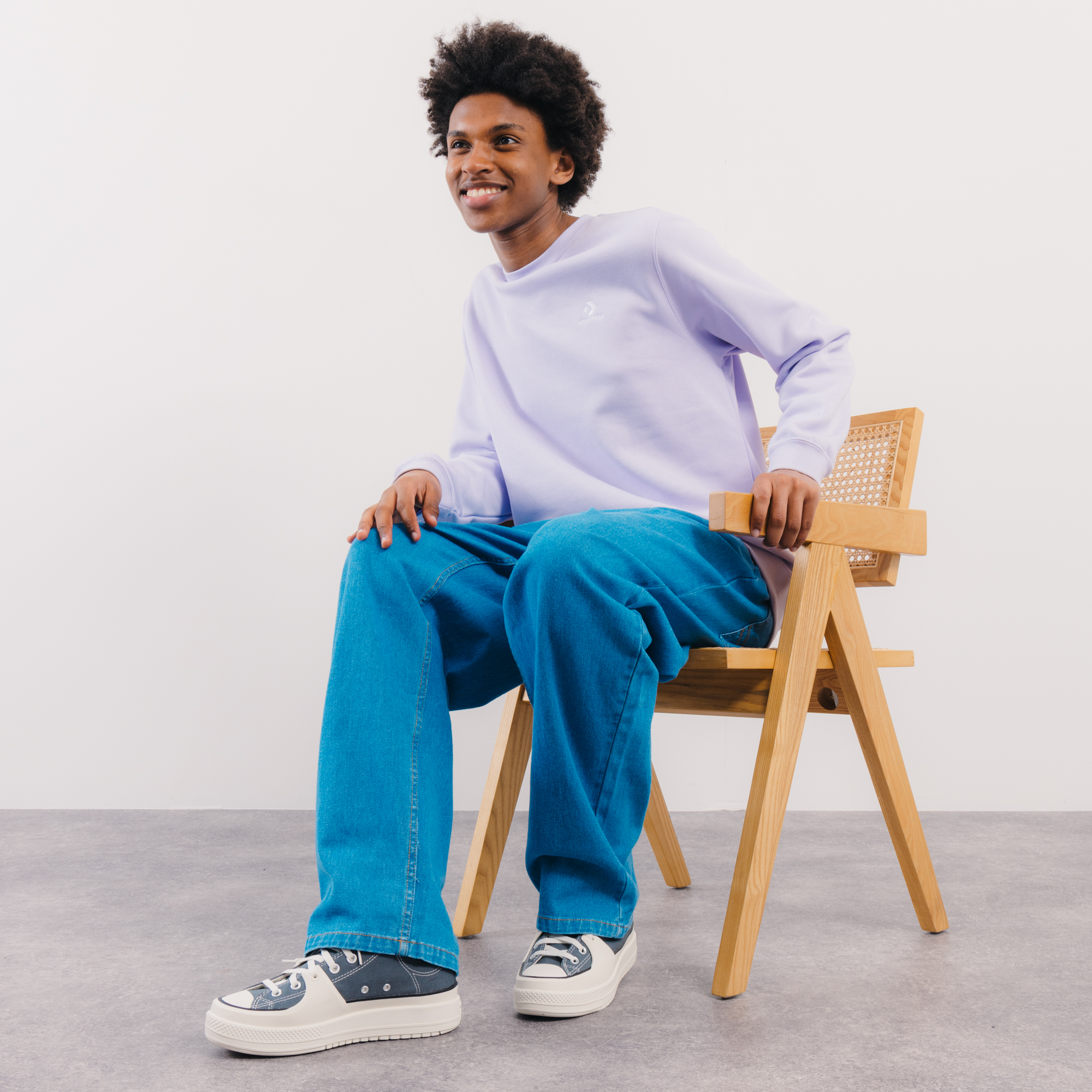 Sweat Crew Star Chevron Embroidered Lilas