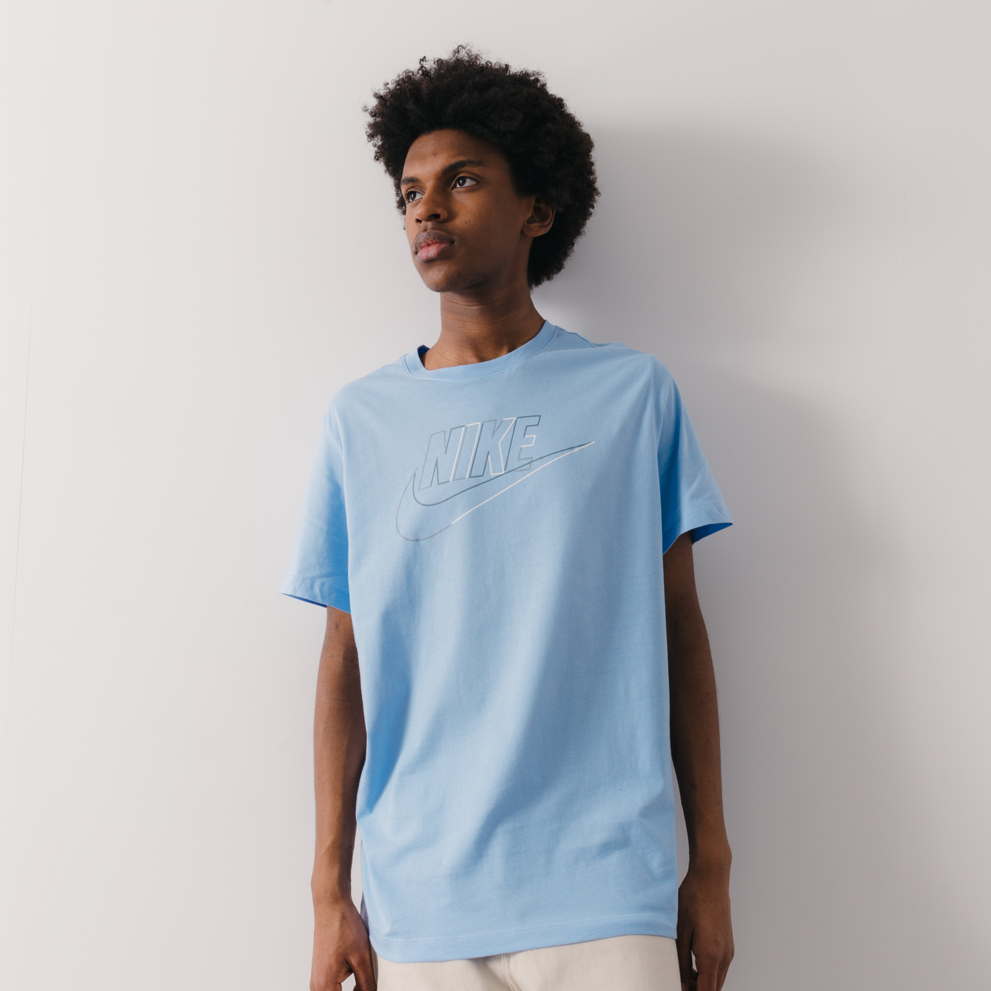 NIKE TEE SHIRT MULTICOLOR NIKE BLEU CIEL - TEE-SHIRT HOMME | Courir.com