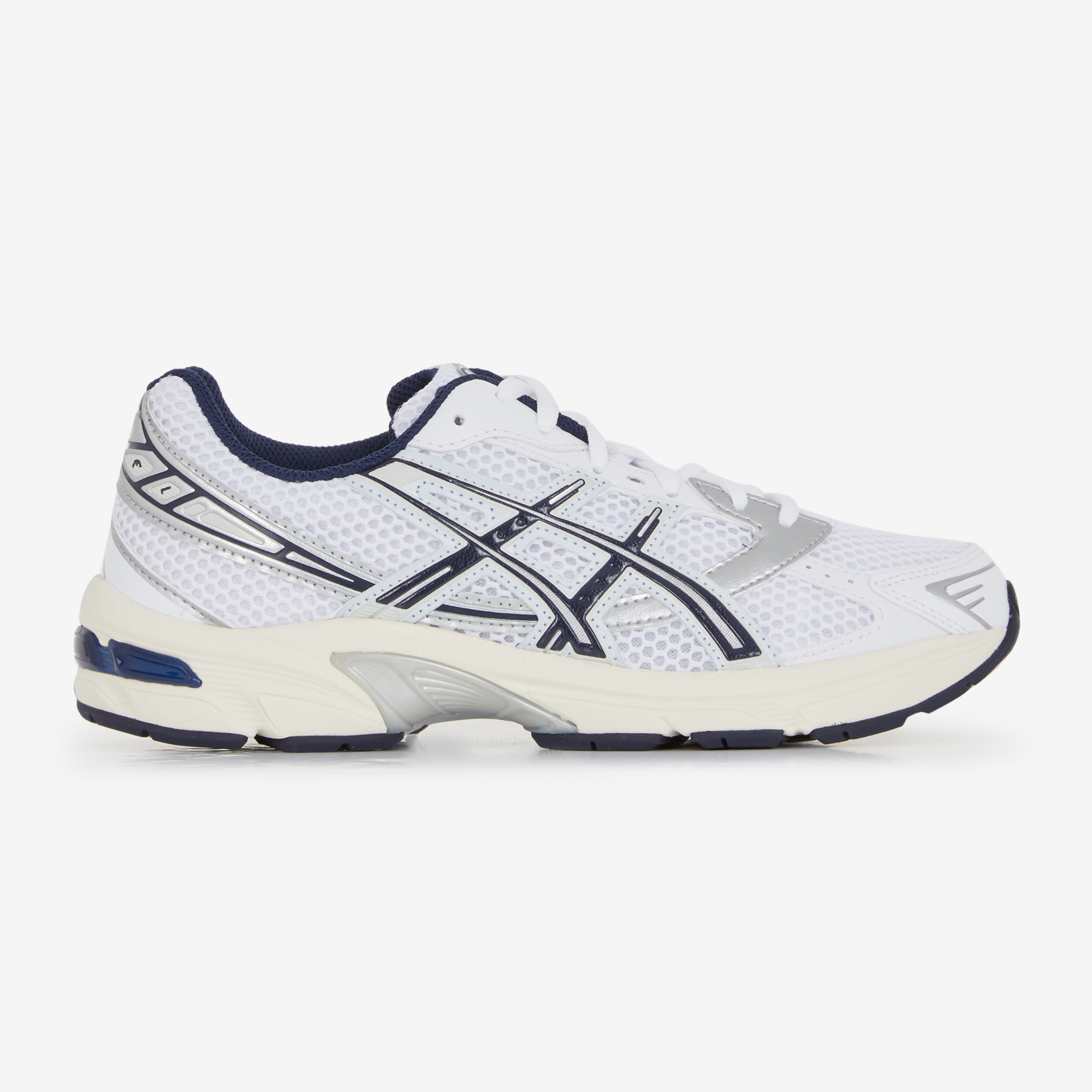 Asics taille 2025 petit ou grand