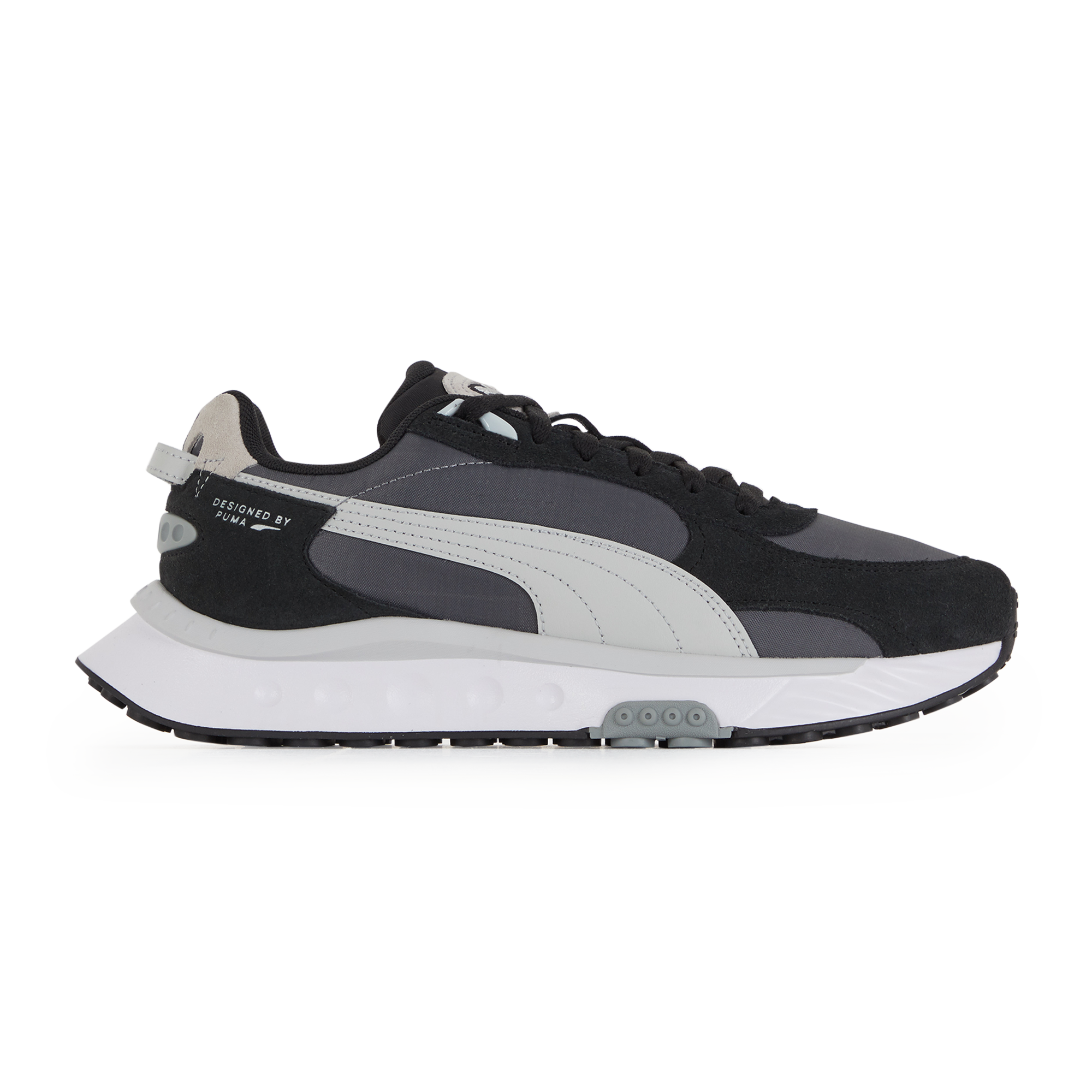 puma noir et gris